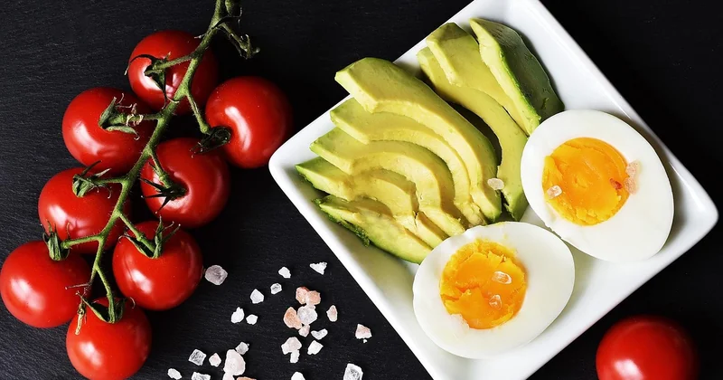Was ist besser, ein Keto- oder Carnivore?